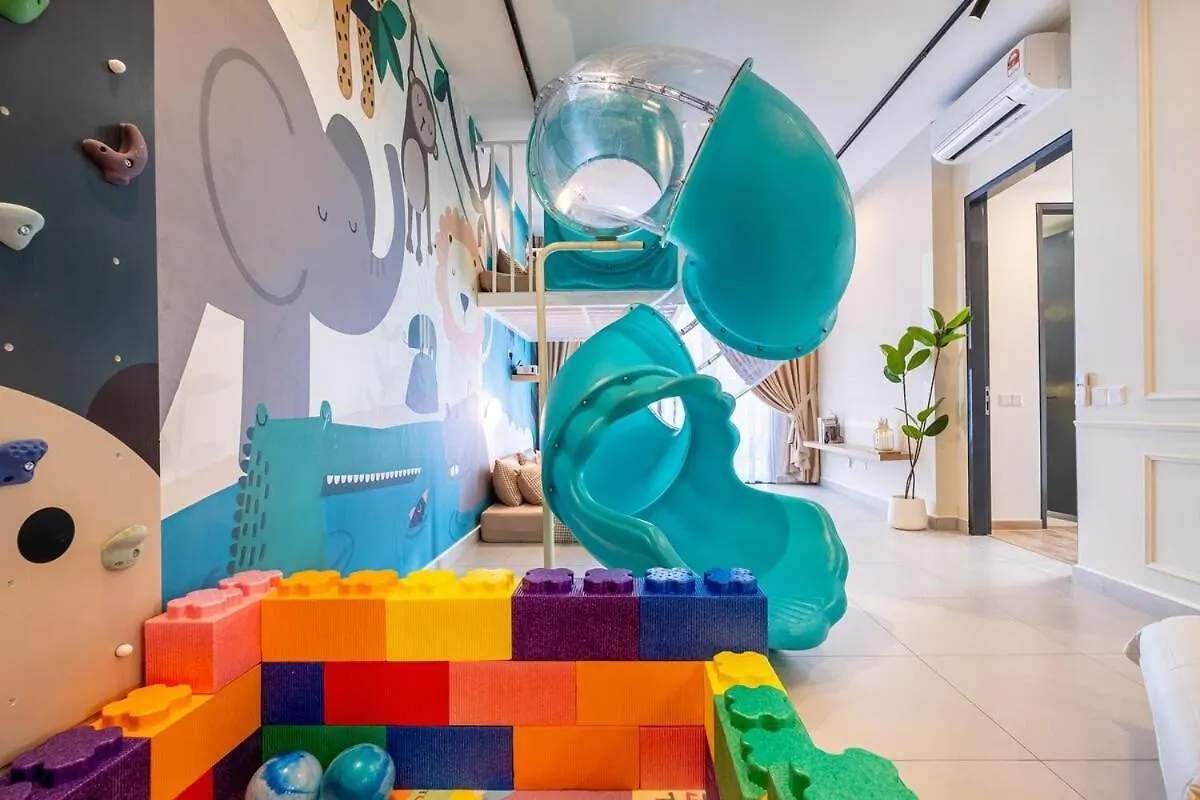 Kl No1 Kids Slides W Climbing Wall Kids Friendly Kuala Lumpur